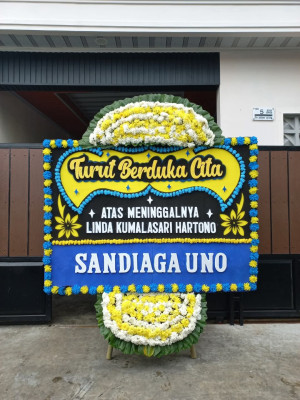 Papan Bunga Duka di Mamajang Dalam